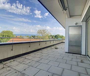 SEHR SCHÖNE ATTIKA 5.5-ZIMMER-WOHNUNG / MAGNIFICENT 5.5-ROOM ATTIC ... - Foto 2