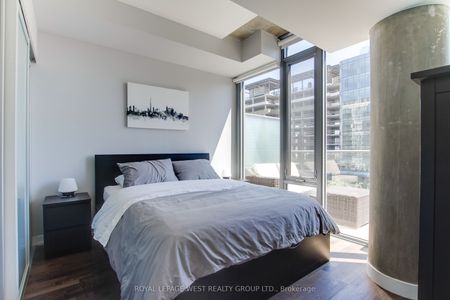 Six50 King West Lofts 650 , #907 - Photo 4