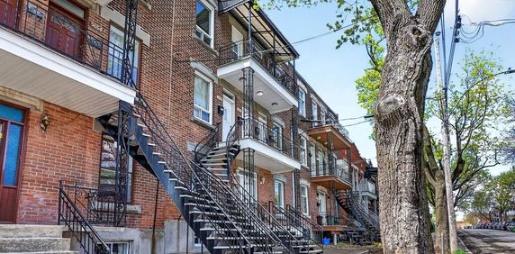 Petite-Patrie, Beau 4 1/2 à Louer - Photo 2
