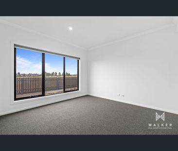 28 Kimzy Circuit, Werribee, Vic 3030 - Photo 3
