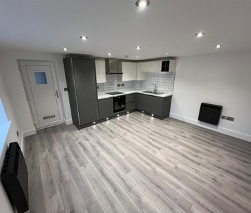 High Street, Neston - Photo 2