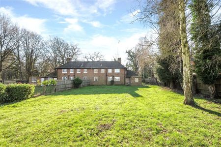 A three bedroom semi detached family home overlooking open fields. - Photo 3