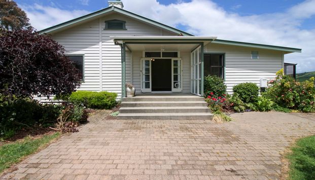 1122 Otorohanga Road - Photo 1