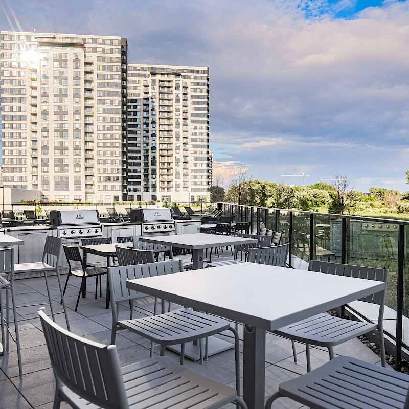 3980 Boulevard Saint-Elzéar O, Laval, QC - Photo 1