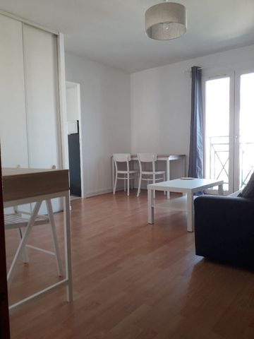 Location appartement 1 pièce, 27.00m², Corbeil-Essonnes - Photo 2