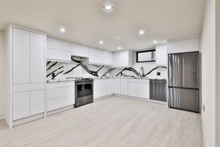 For Lease - 55 West 22nd Street, Hamilton, Ontario - Photo 4