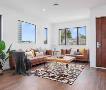 Luxurious in Lynfield! - Photo 1