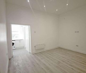 Bolton Road, BL8 - Photo 6