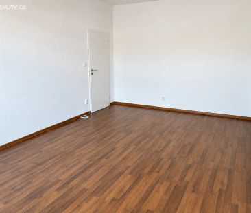 Pronájem bytu 2+1 56 m² - Photo 3