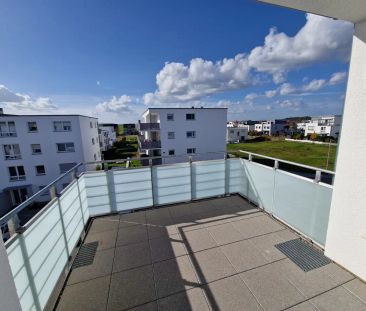 Wunderschöne, neuwertige 4,5 Zimmer-Wohnung mit großem Balkon und 2... - Foto 1