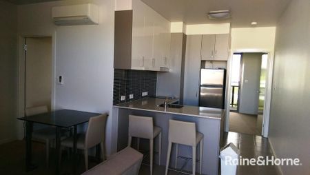 One Bedroom Fully Furnished Unit - Photo 3