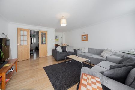 4 bedroom terraced house to rent - Photo 2