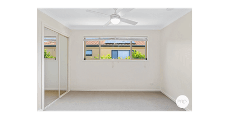 Spacious 3-Bedroom, Townhouse for Rent in TSS Precinct - Prime Southport Location - Photo 3