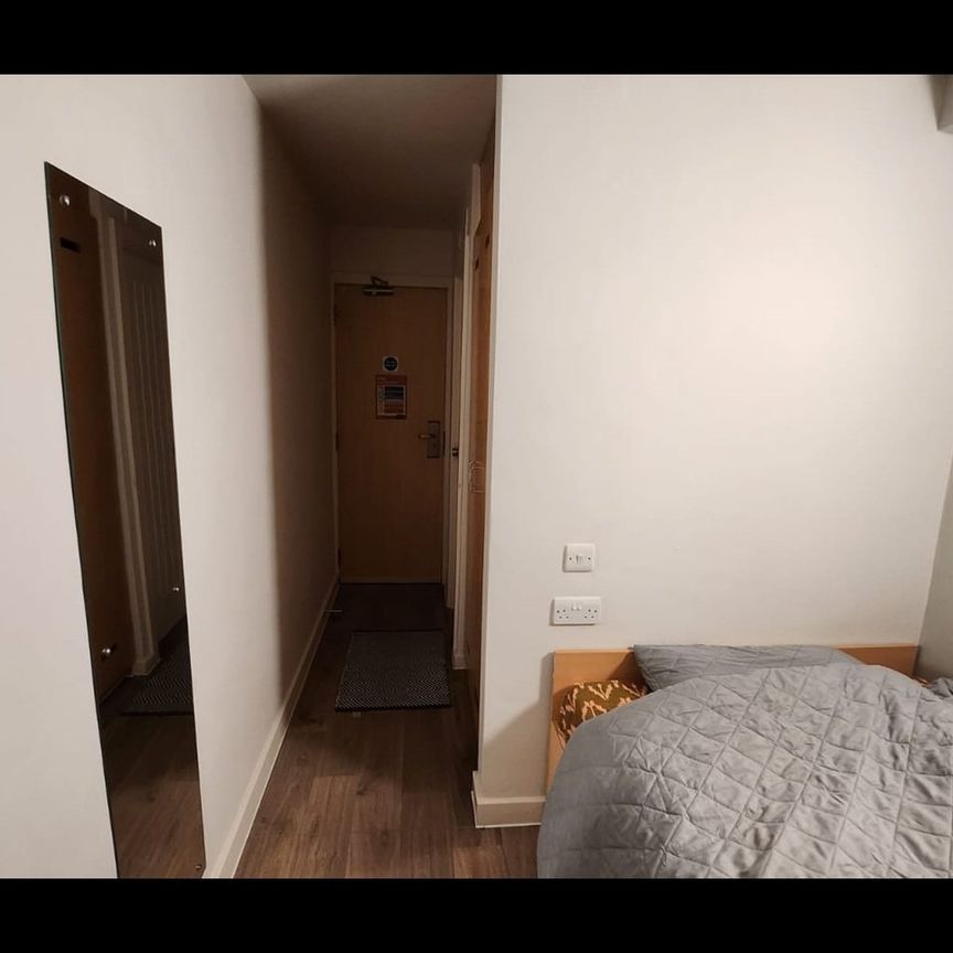 Room in a Shared Flat, Kyle Street, G4 - Photo 1