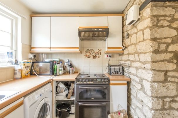 Church Street, Wootton - Photo 1