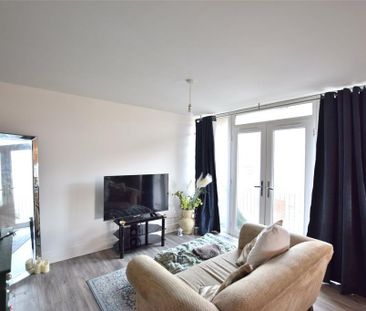 2 bedroom apartment to rent - Photo 6