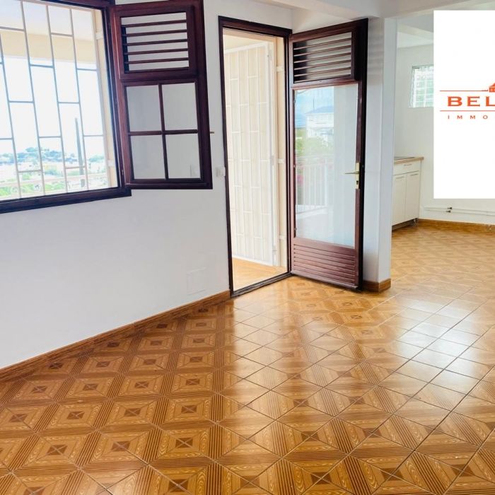 Location Appartement 54.00m² 3 pièces Fort de france - Photo 1