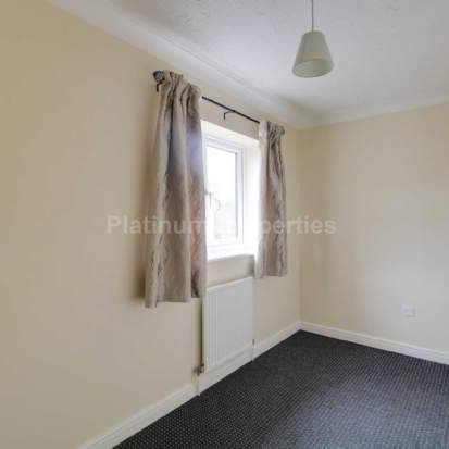 2 bedroom property to rent in Ely - Photo 1