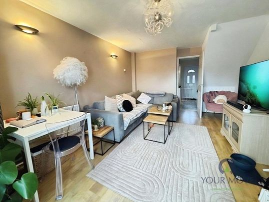 2 bedroom terraced house to rent - Photo 1