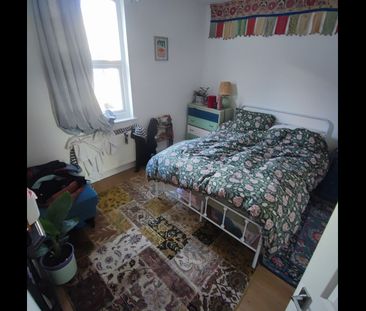 2 Bed Terraced House, Bristol, BS4 - Photo 6