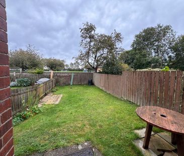 2 bed upper flat to rent in NE3 - Photo 4