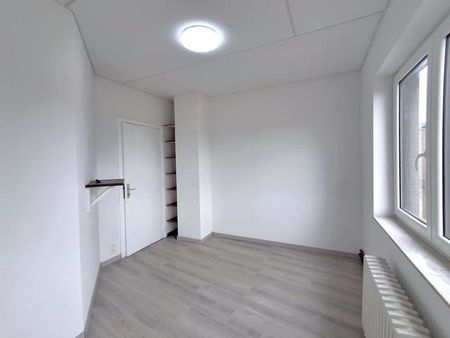 Appartement te huur - Foto 2