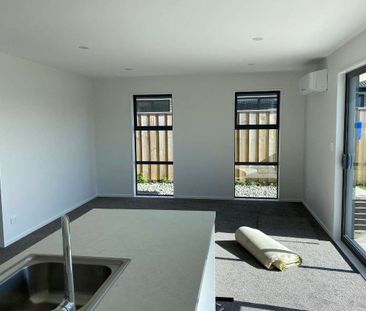 Three Bedroom Home - Photo 4