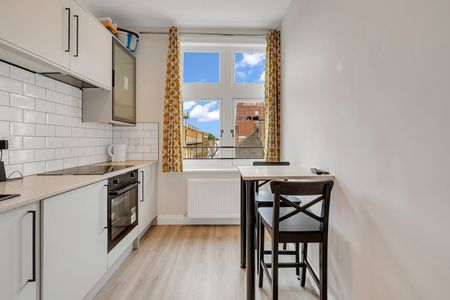 Studio Flat, Edgware Road, W2 - Photo 2