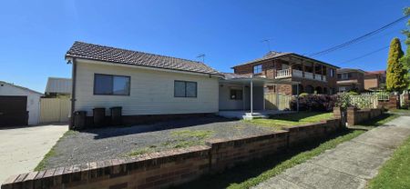 Modern Family Living - Photo 3