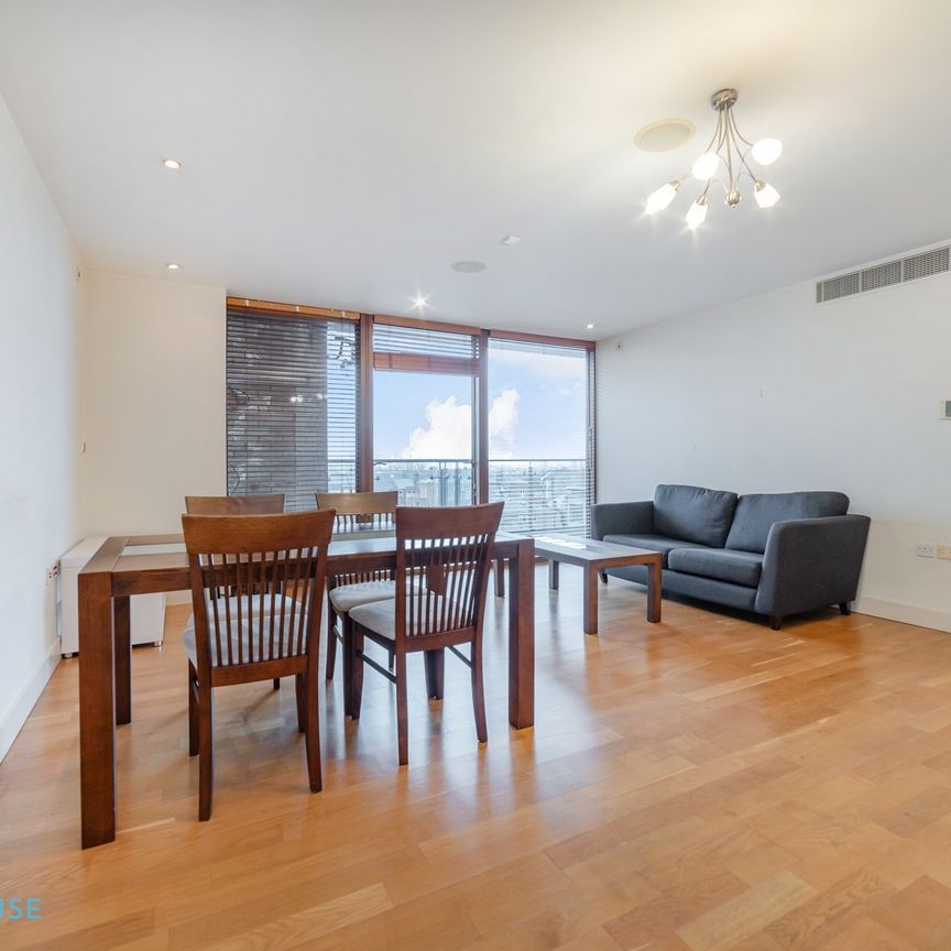 Lymington Road, West Hampstead, London, NW6 - Three Bedroom Flat To Rent - £1,100pw / £4,767pcm - Photo 1