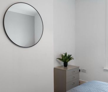 1 bedroom house of multiple occupation to rent - Photo 1