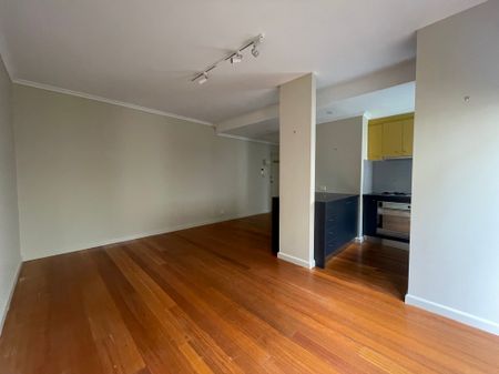 10/400 Barkly Street, Elwood VIC 3184 - Apartment For Rent | Domain - Photo 5
