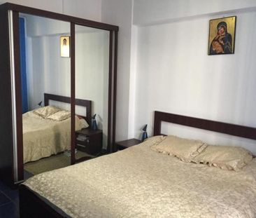 Se cauta colega de apt in apt cu 3 camere decomandat zona Posta Pacurari - Photo 4