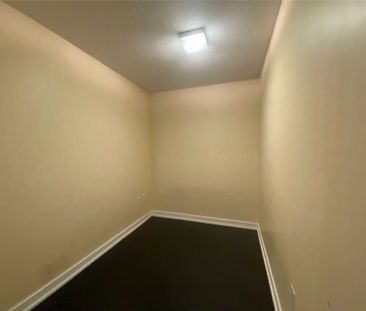 For Lease - 15 Iceboat Terrace Unit# 731, Toronto, Ontario - Photo 3