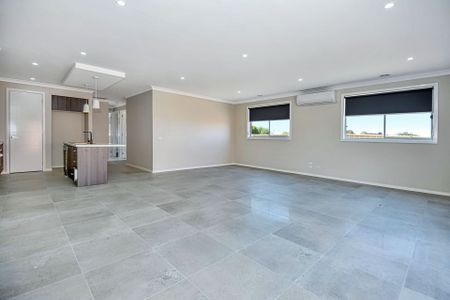 5 Baudinette Drive, Sebastopol - Photo 2