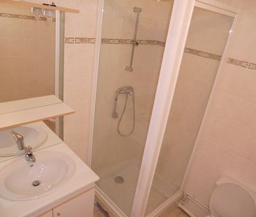Studio avec parking et cave !! – Rue François Villon, Limoges - Photo 5