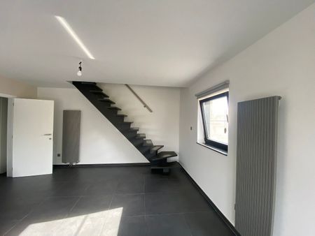 Ruim instapklaar duplex appartement in Maasmechelen - Photo 3