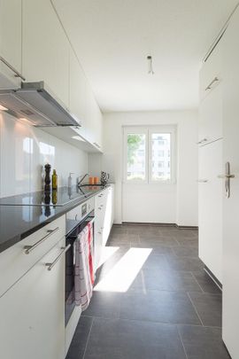 Luminous apartment in a central location - Photo 1