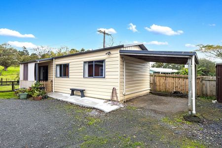 Modern One-Bedroom Home with Rural Outlook – Kamo - Photo 4