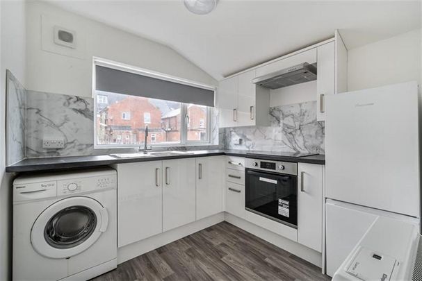 1 bedroom apartment to rent - Photo 1