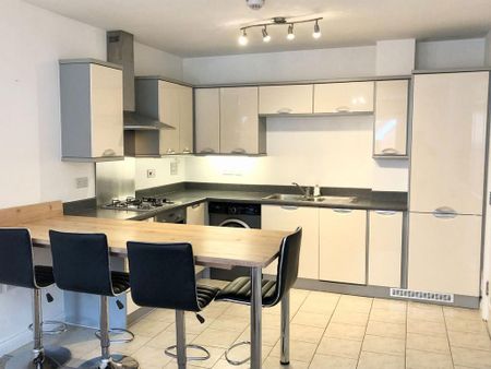 2 bedroom flat to rent - Photo 3