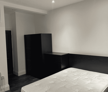 Studio to rent - Photo 6