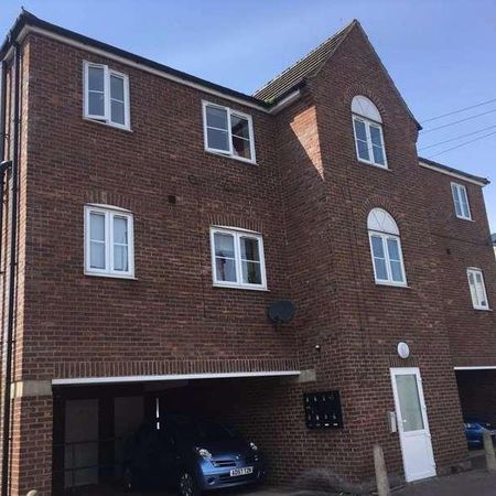 Peckover Court, North End, Wisbech, PE13 - Photo 4