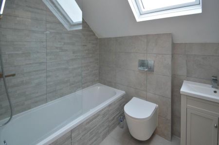 2 bedroom terraced house to rent - Photo 5