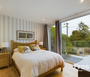 4 bedroom detached house to rent - Photo 5