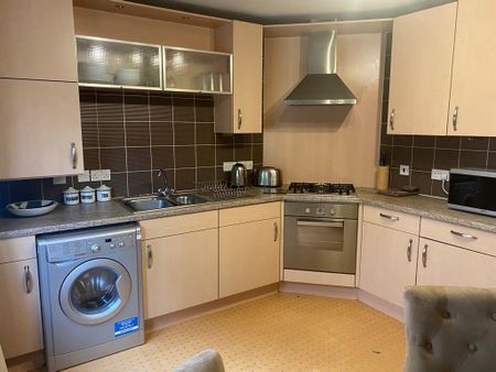 2 bedroom flat to rent - Photo 5