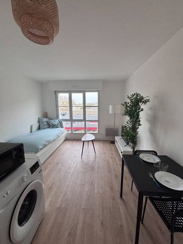 Charmant studio meublé en plein centre-ville - Photo 5