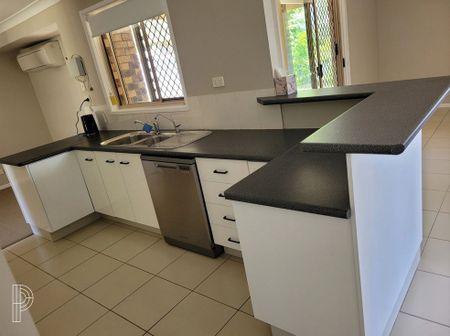 Low-Maintenance Family Living in a Convenient Kallangur Location - Photo 5