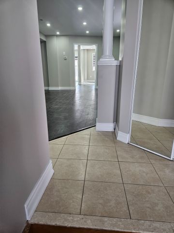 For Lease - 5672 Volpe Avenue, Mississauga, Ontario - Photo 2
