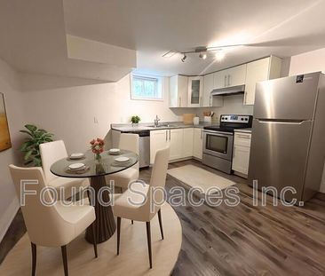 $1,795 / 3 br / 1 ba / 105 Hester St, LOWER - Photo 2